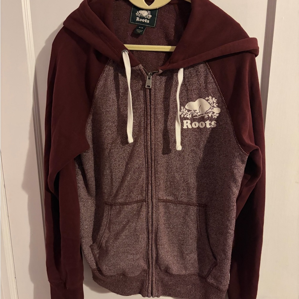 Roots Burgundy zip-up hoodie with White Logo Patch
